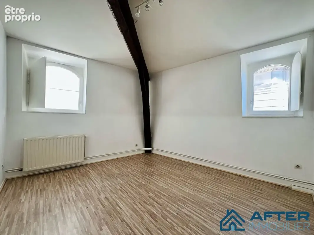 Appartement 147 m² à Luneville  - photo 4