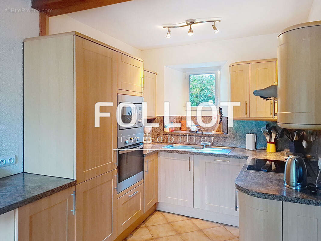 Maison à NEUFMESNIL