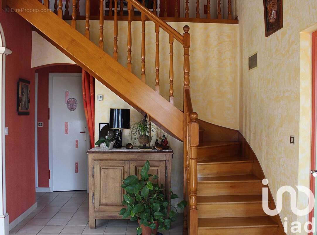 Maison 119 m² à Villaines-La-Juhel  - photo 3