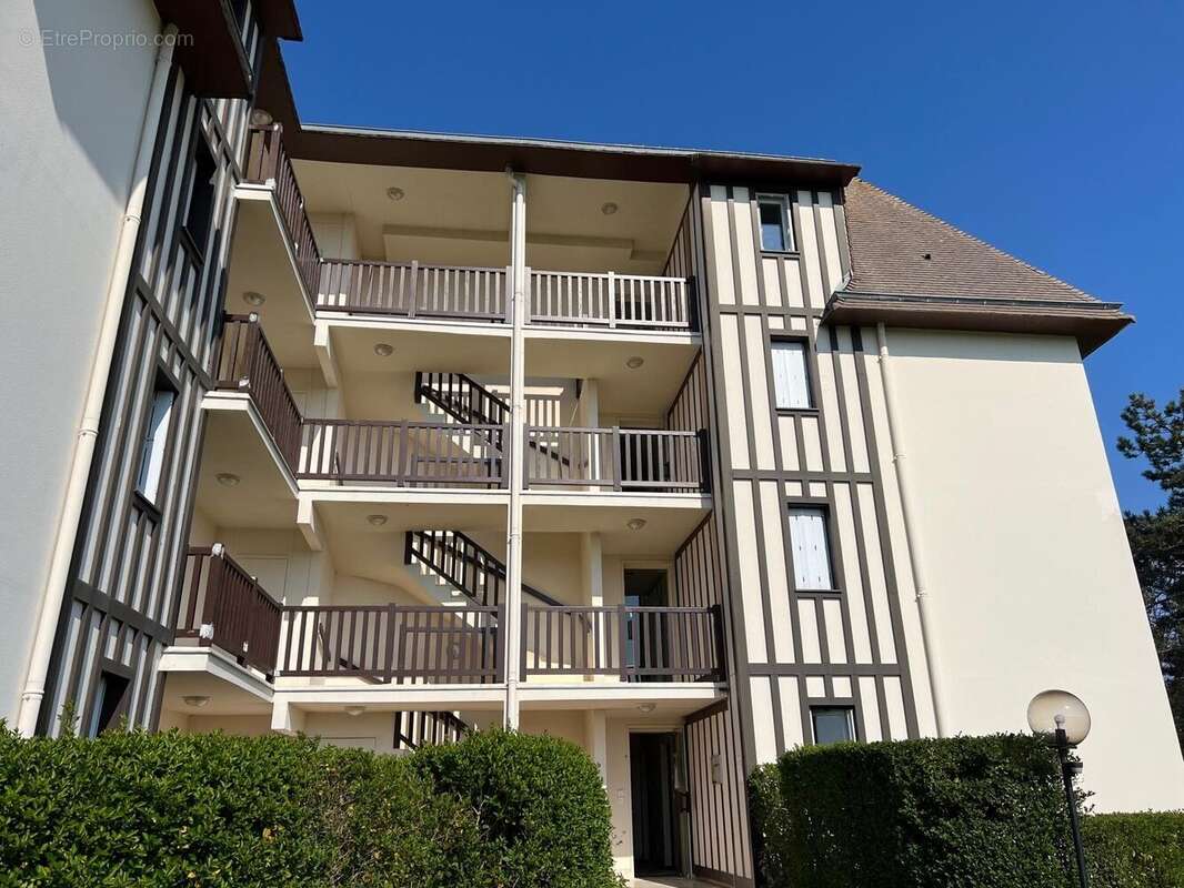 Appartement à BLONVILLE-SUR-MER