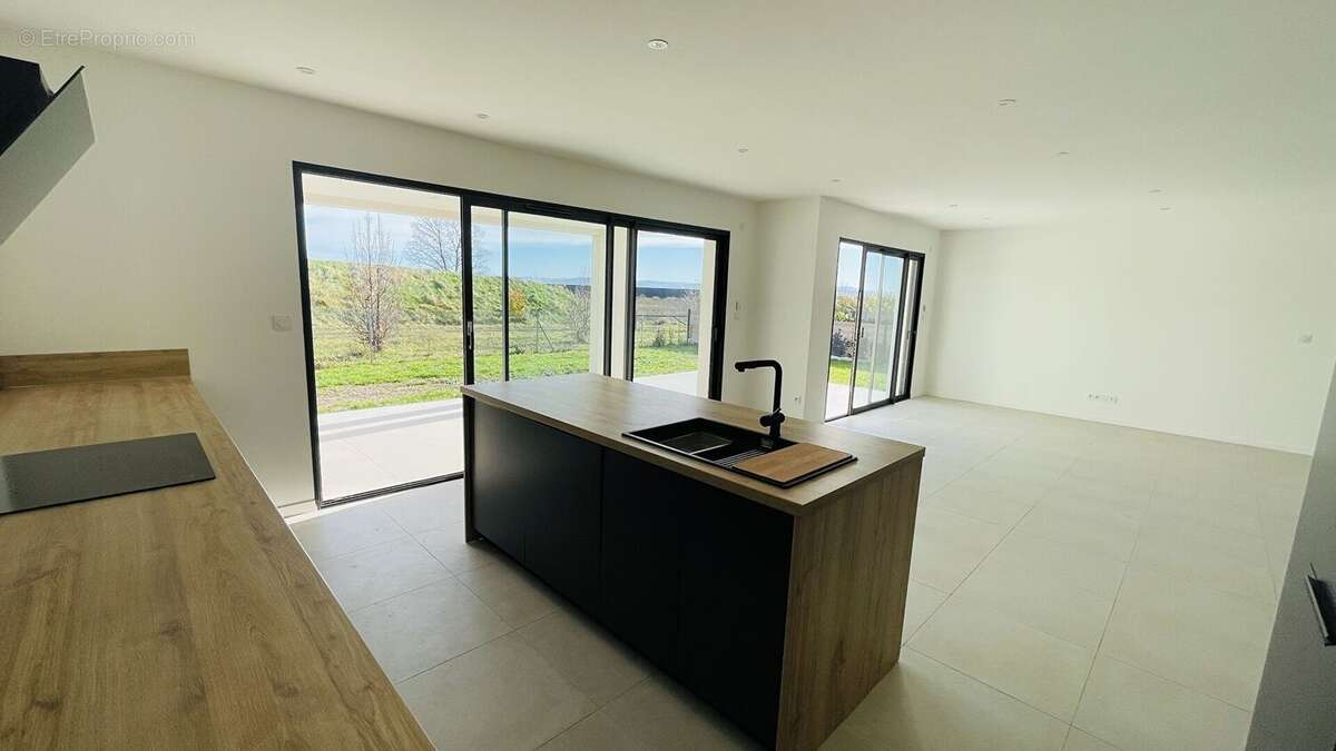 Maison à CEBAZAT