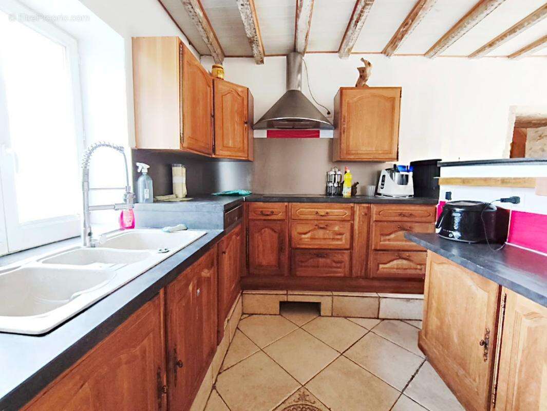 Maison à MONTMIRAIL