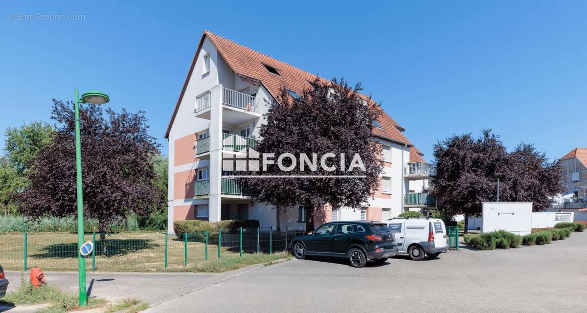 F3 de 72 m² avec terrasse, garage et parking - Résidence calme et sécurisée ! - photo 10