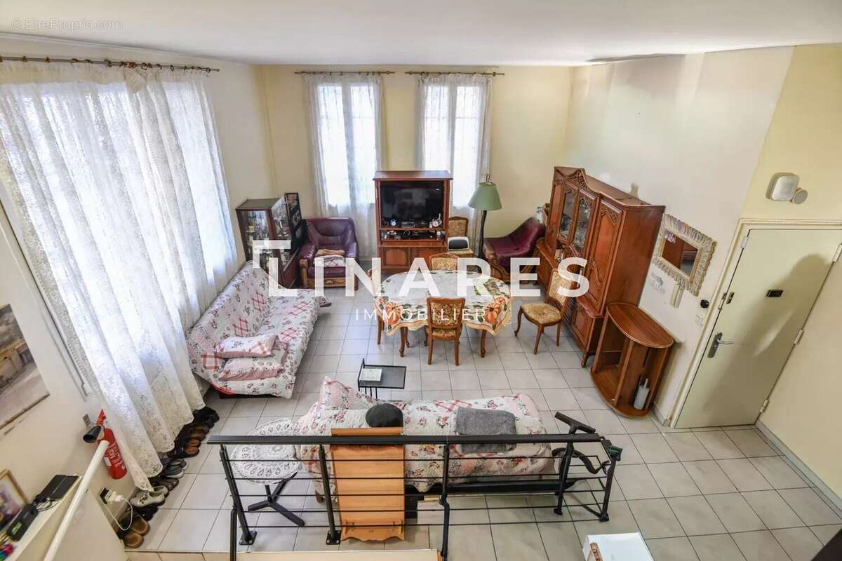 Commerce à MARSEILLE-5E