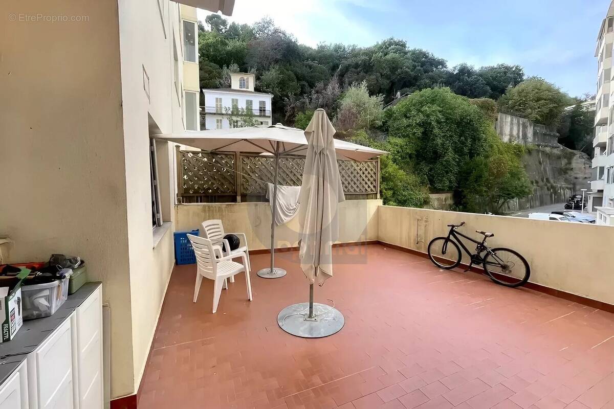 Appartement à MENTON