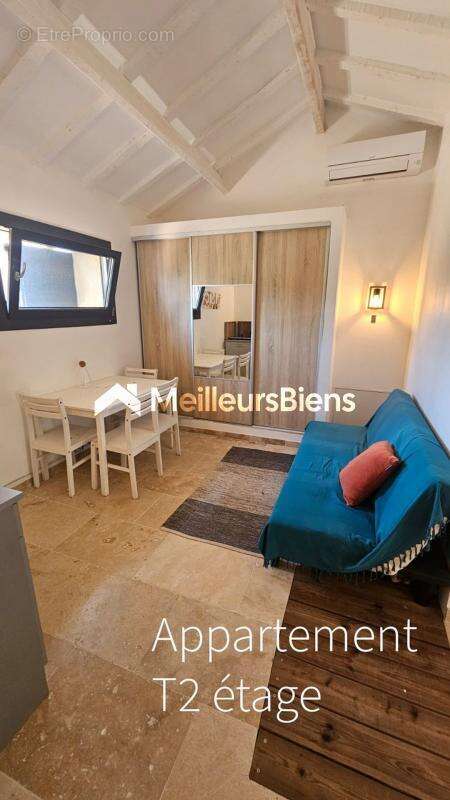 Maison à ROQUEBRUNE-SUR-ARGENS