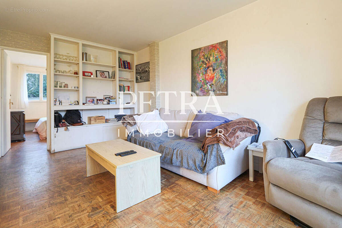 Appartement à L'HAY-LES-ROSES