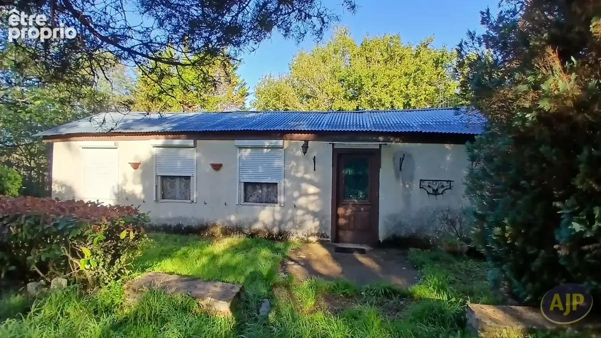 Maison à rénover sur Quilly. - photo 1