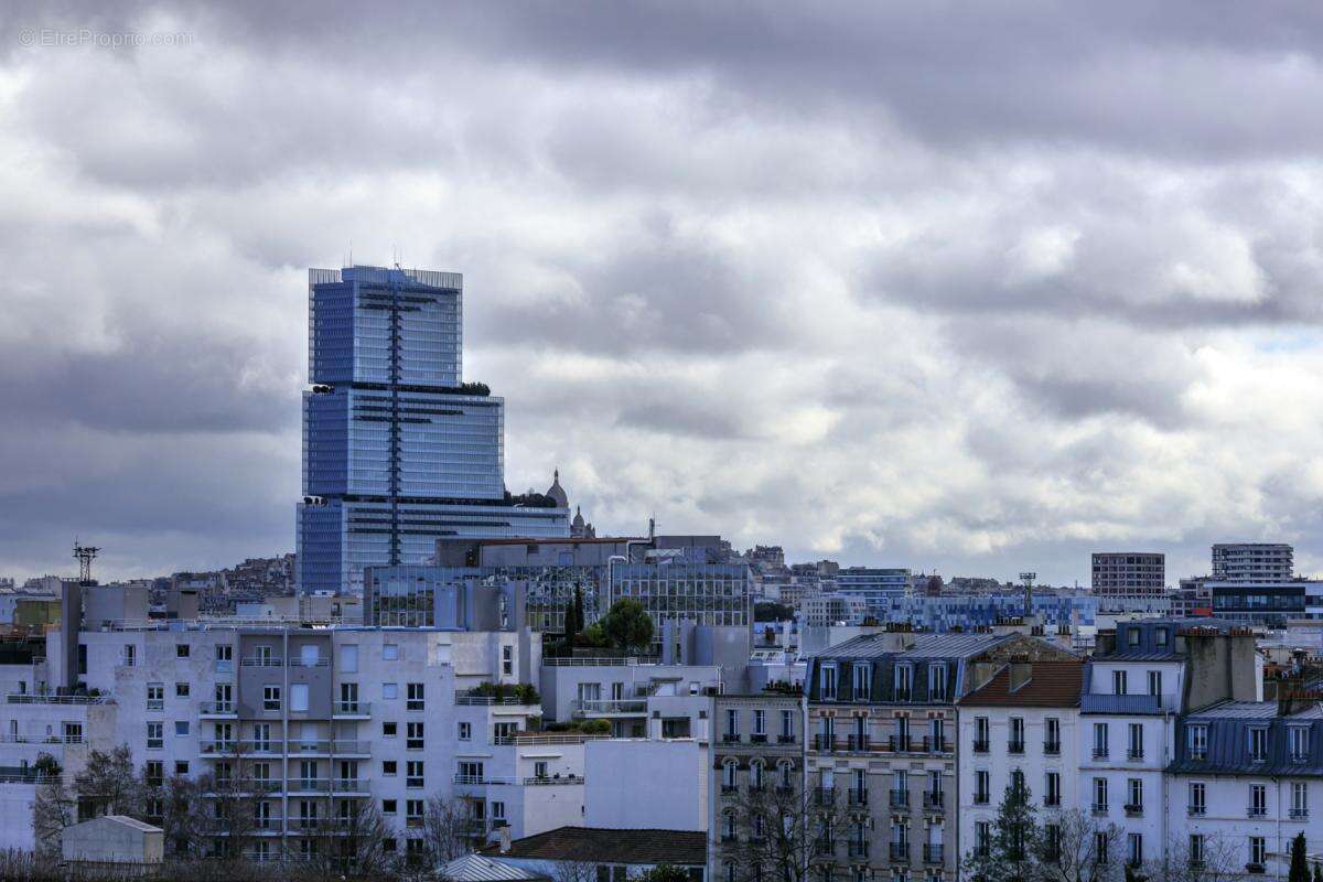 Appartement à LEVALLOIS-PERRET