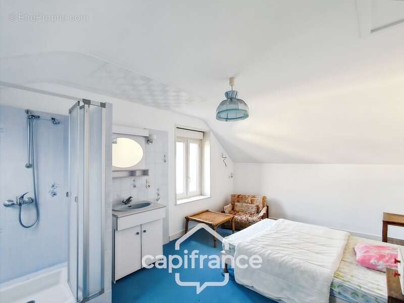 Maison à BESSE-SUR-BRAYE