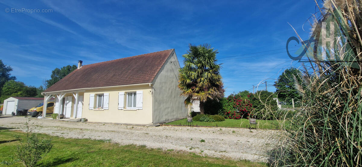 Maison à TRAINEL