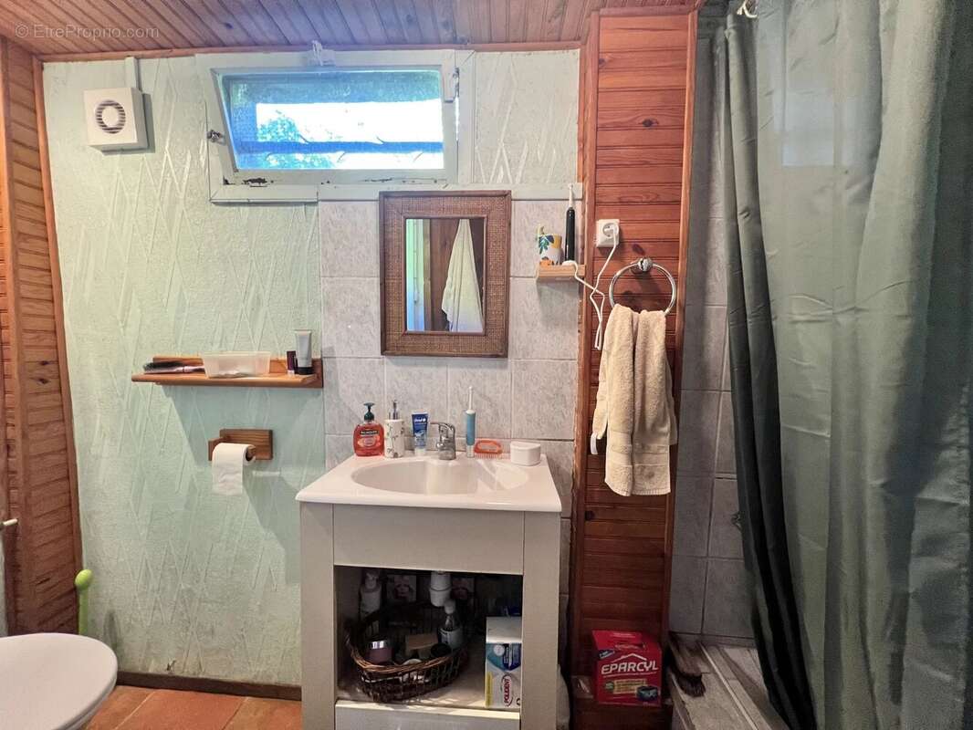 Agréable maison gasconne, cosy et pleine de charme, offrant 2 à 3 chambres et une belle piscine. - photo 7