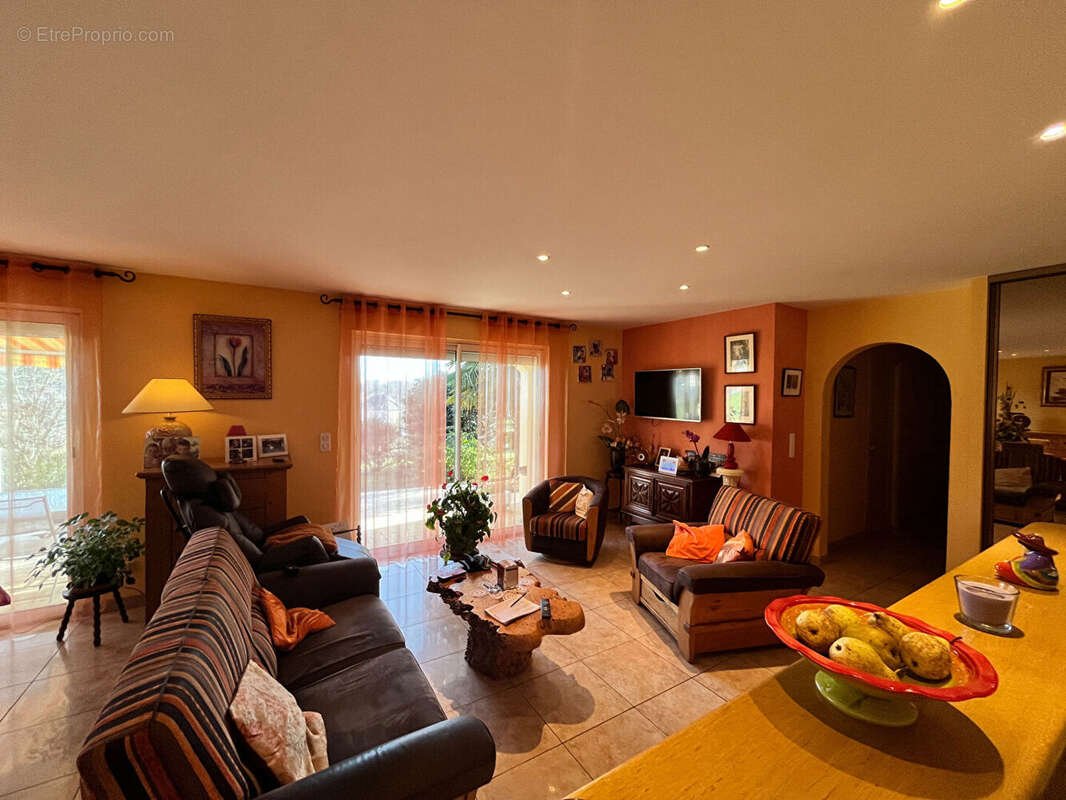 Maison à SAINT-CLEMENT