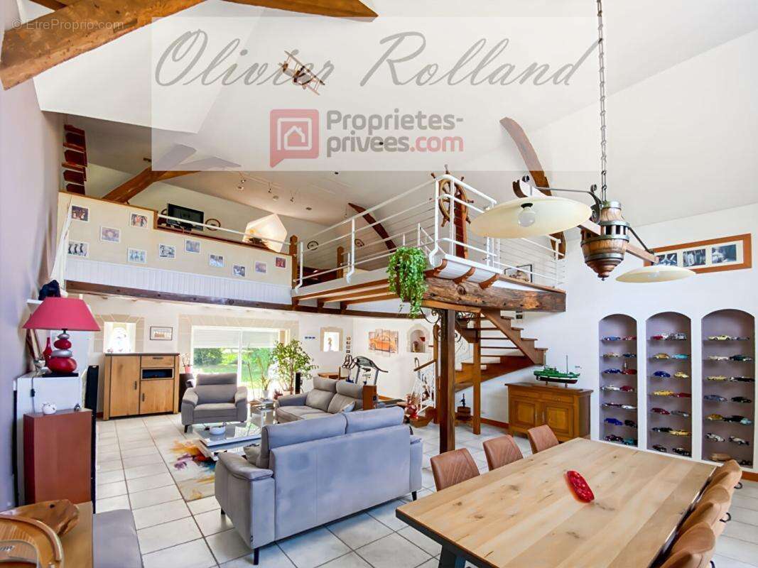 Maison à SAINT-SYLVAIN-D'ANJOU