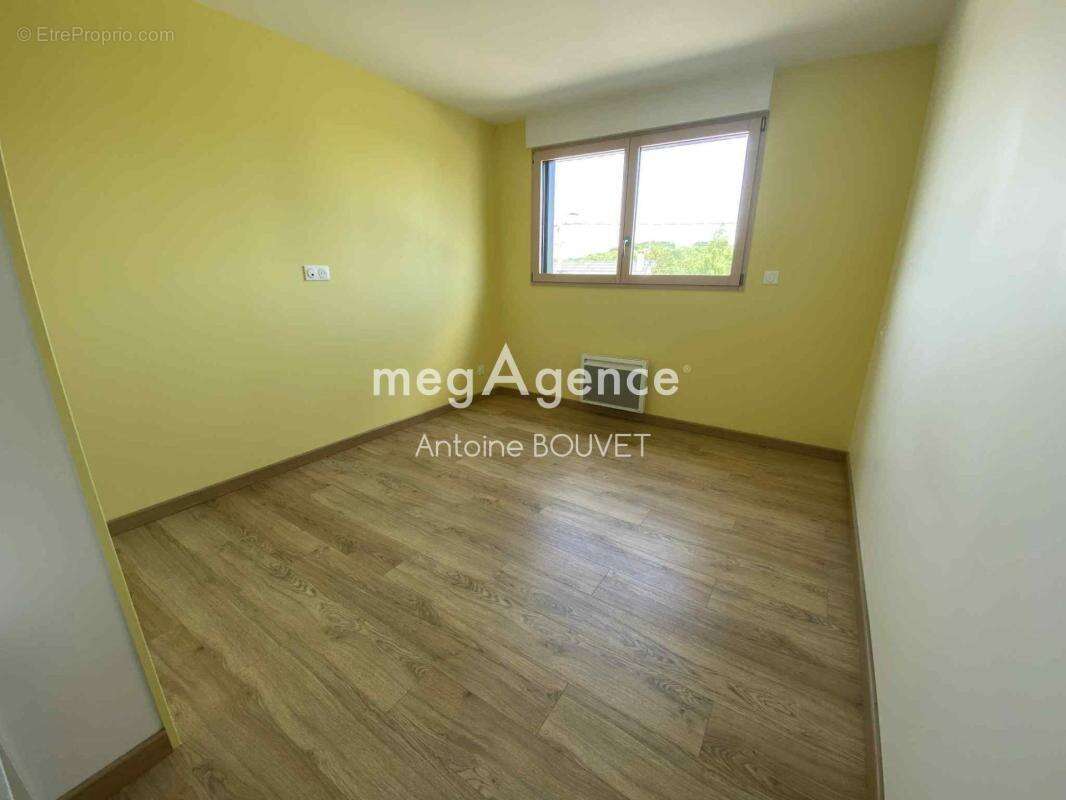 Pavillon 7 pieces - 6 chambres - garage - jardin - photo 6
