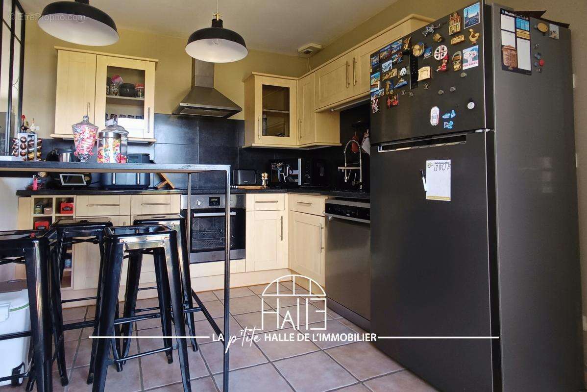 Maison à SAINT-HILAIRE-BONNEVAL