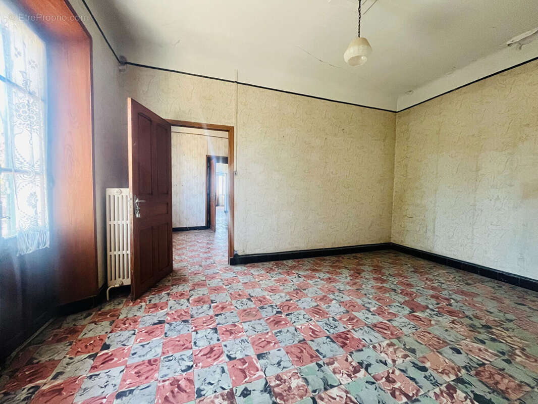 Ensemble immobilier de 173m2 sur 2361m2 de terrain à Saint André d'Olérargues - photo 13