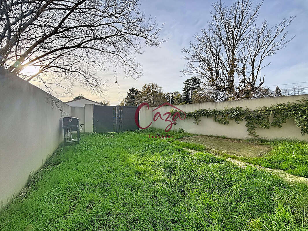 Maison à CAMBLANES-ET-MEYNAC