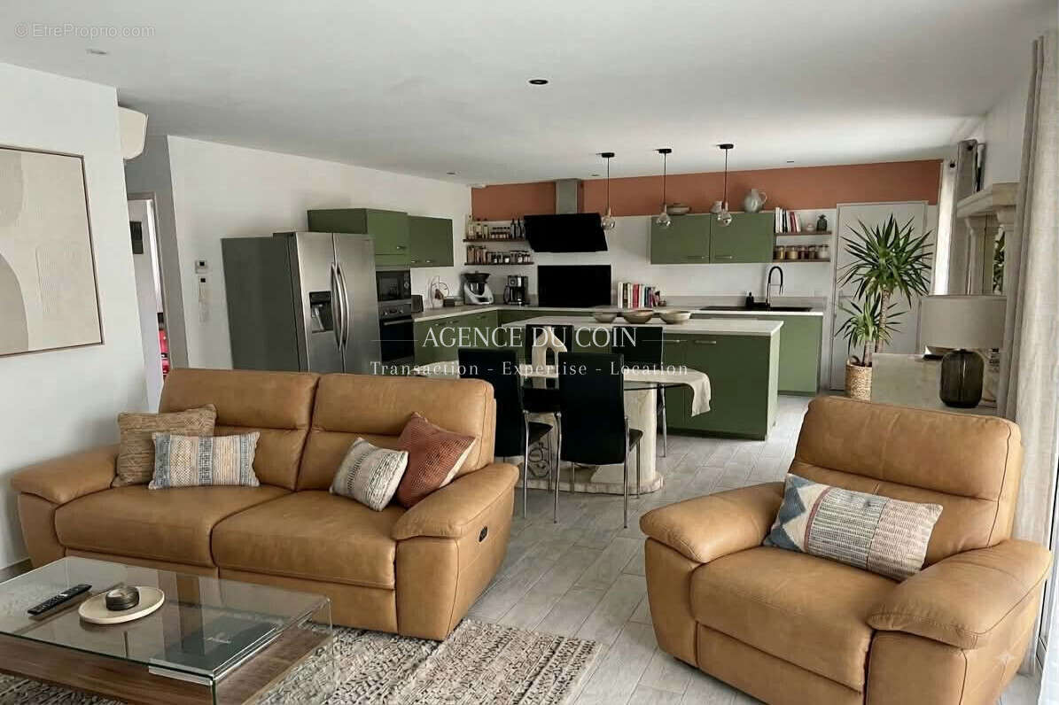 vente maison 5 Pièce(s) - photo 2