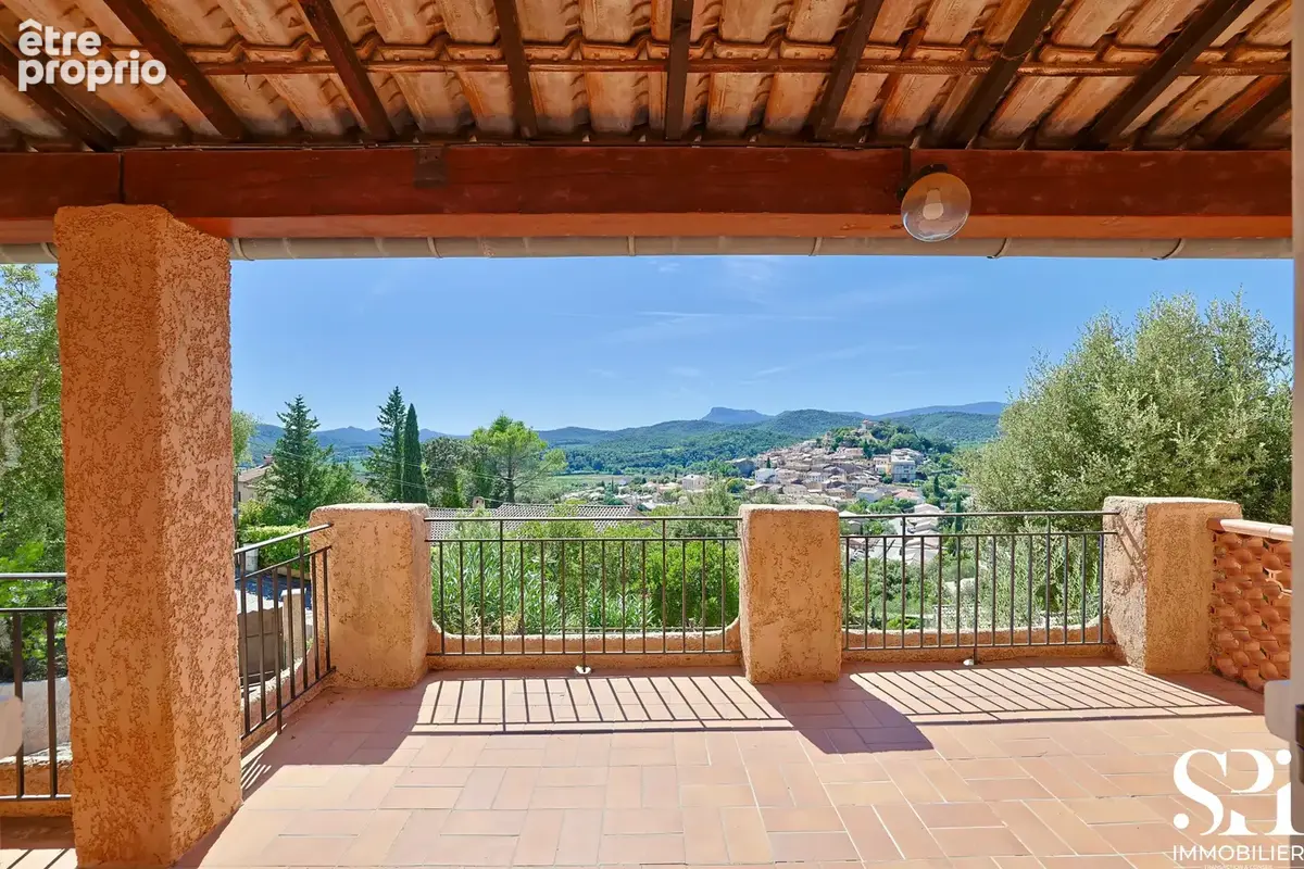 Vente maison Pierrefeu-du-Var (83)   Maison 195m2 au sol divisée 2 appartements   Terrain 1 740 m2 - photo 19