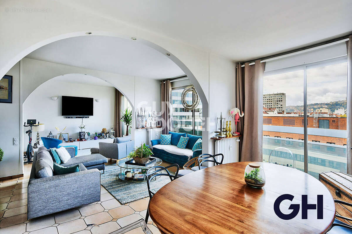 Appartement à LYON-6E