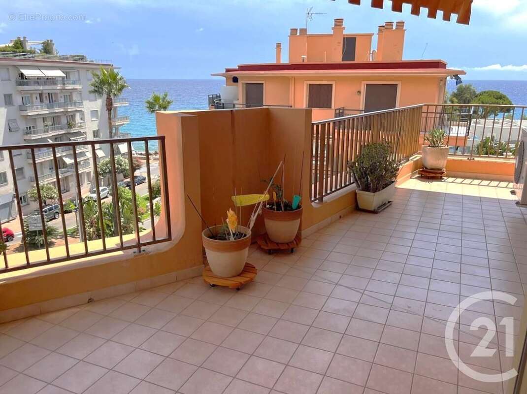 Appartement à ROQUEBRUNE-CAP-MARTIN