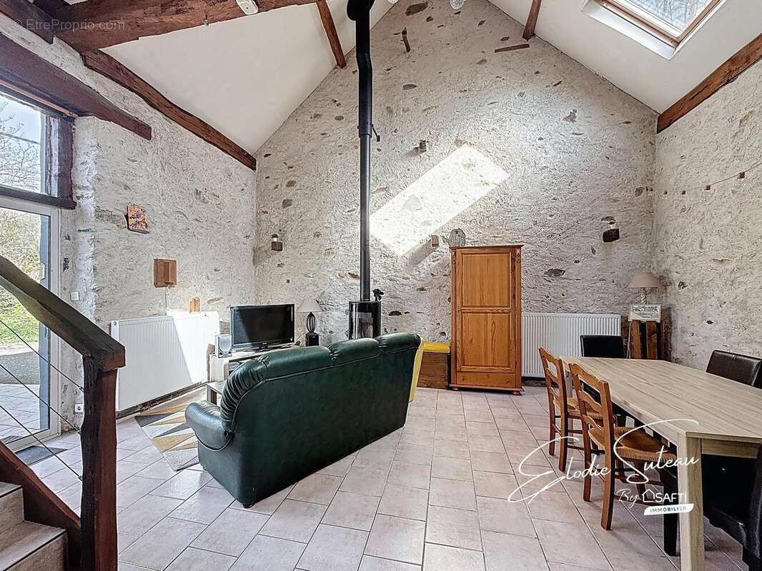 Photo 3 - Maison à LE LION-D'ANGERS