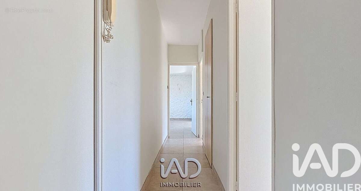 Photo 7 - Appartement à SAINTE-GENEVIEVE-DES-BOIS