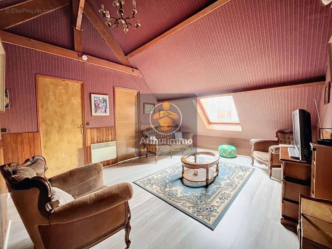 Maison à BOUSSY-SAINT-ANTOINE