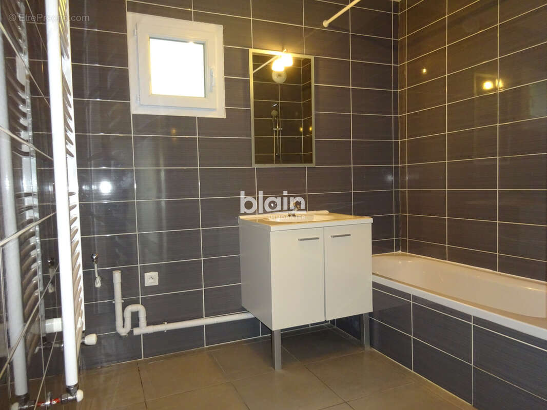Appartement à SAINT-MARTIN-LE-VINOUX