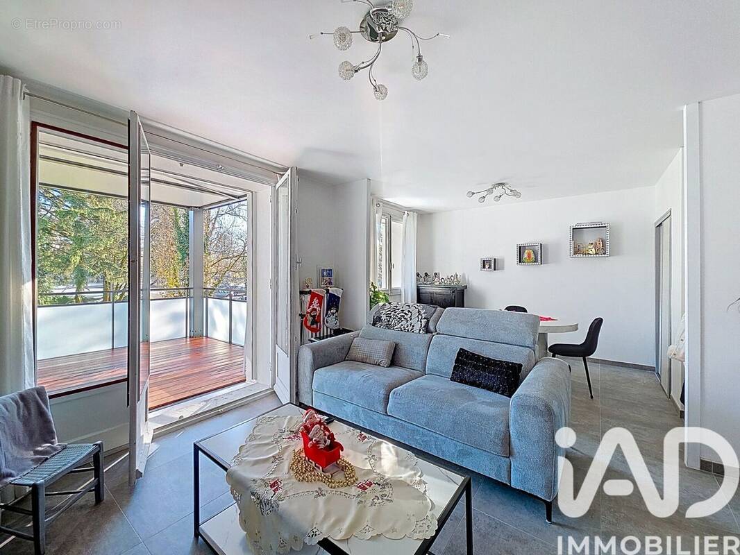 Photo 1 - Appartement à CRAN-GEVRIER