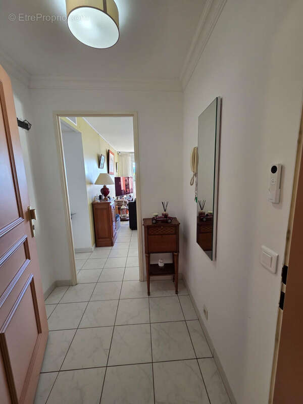 Appartement à LE CANNET