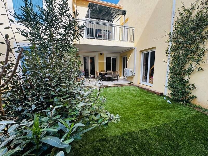 Appartement à COGOLIN