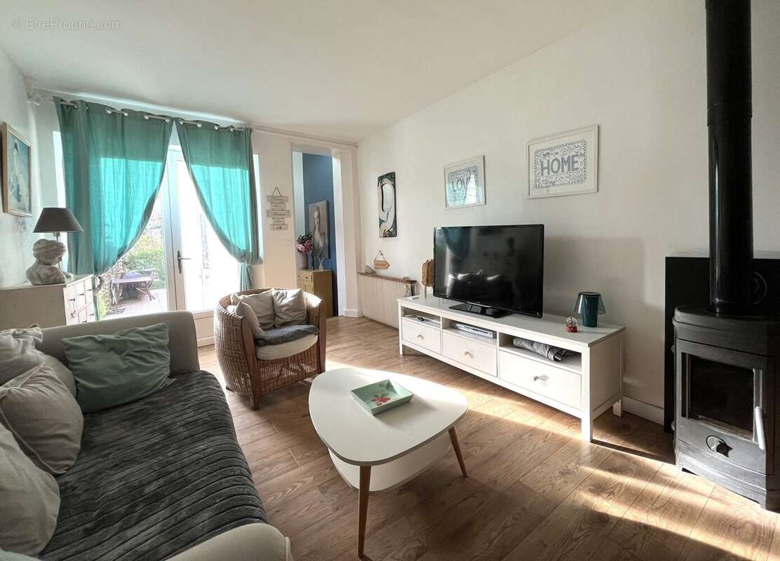 Maison à LA FRETTE-SUR-SEINE