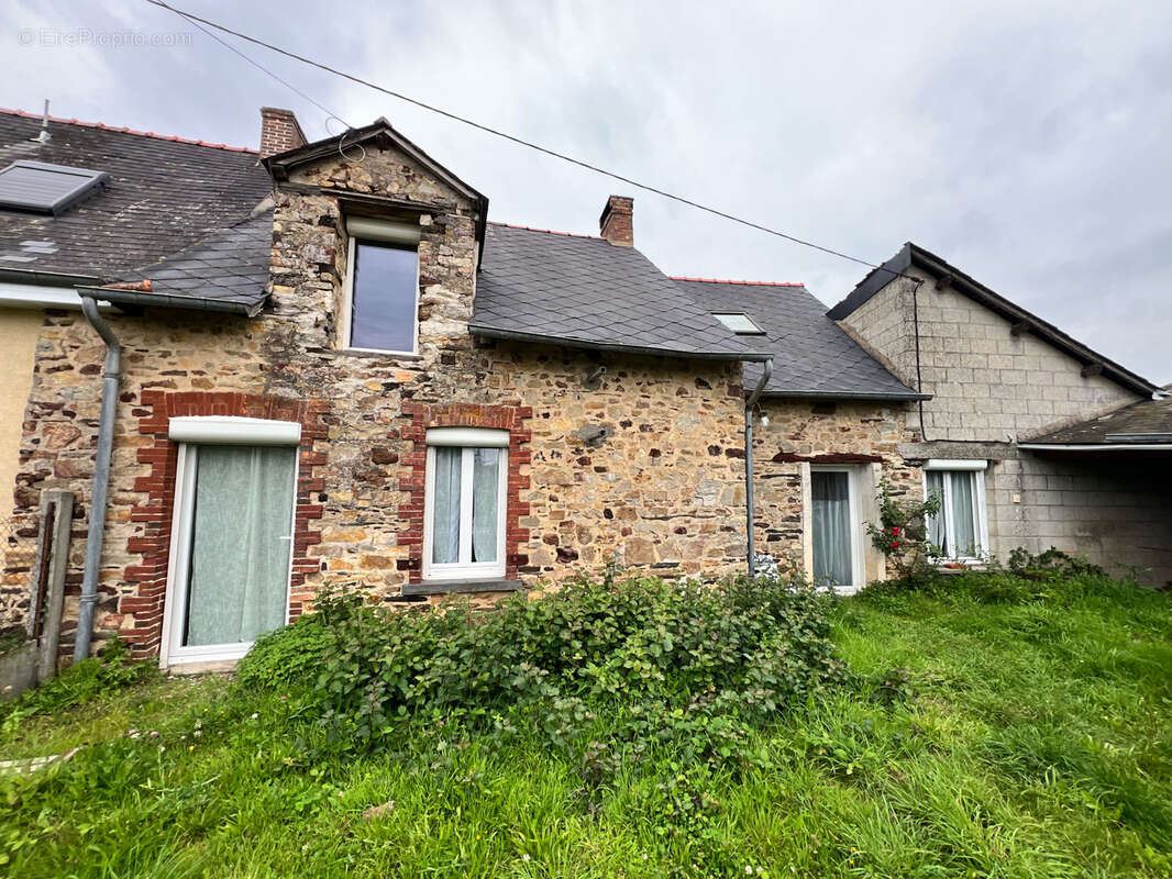 Maison à SION-LES-MINES