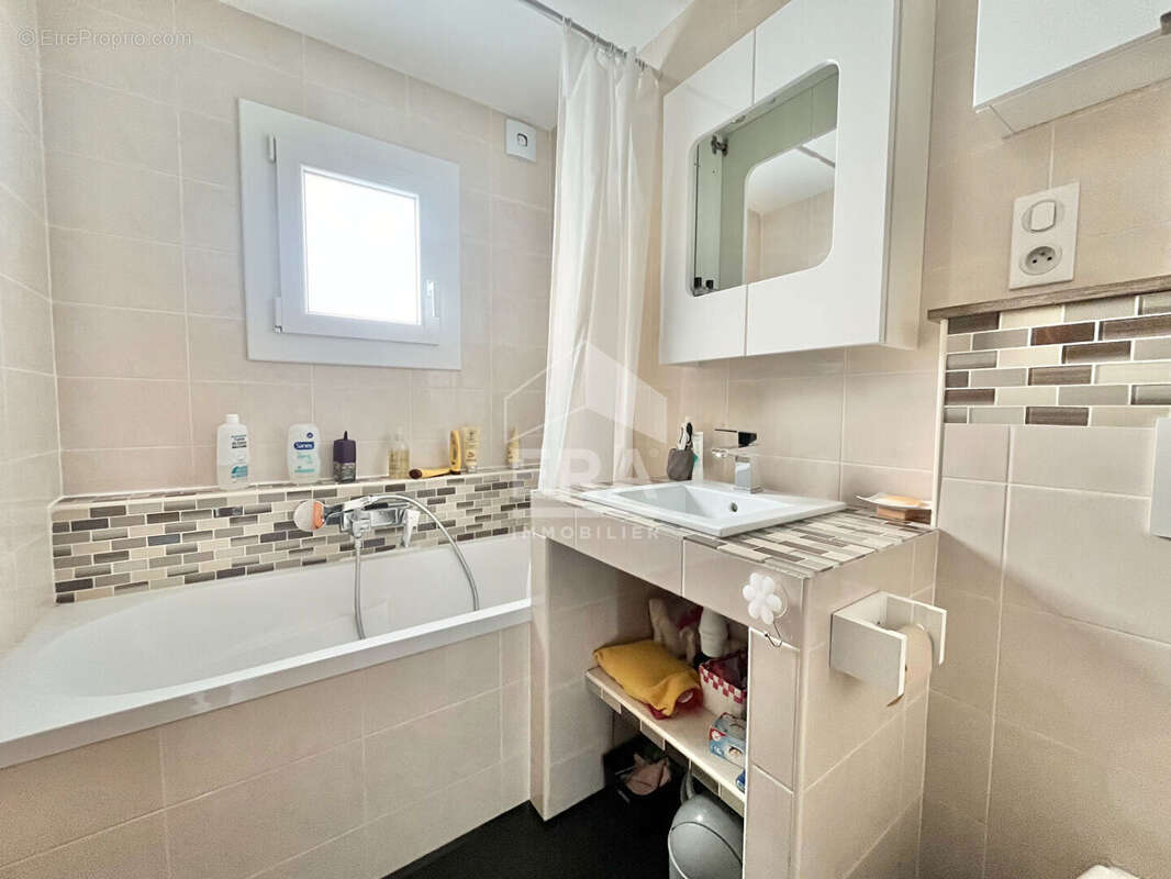 Maison de 162 m2 habitables - Les Alluets Le Roi - photo 7