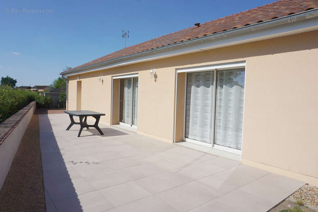 Maison à PARAY-LE-MONIAL