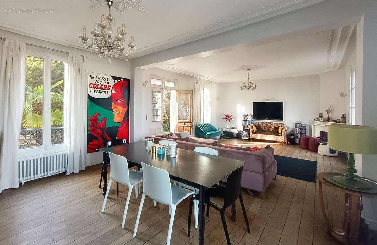 Maison Bourgeoise 7 pièces Le Perreux sur Marne (94170) - photo 3