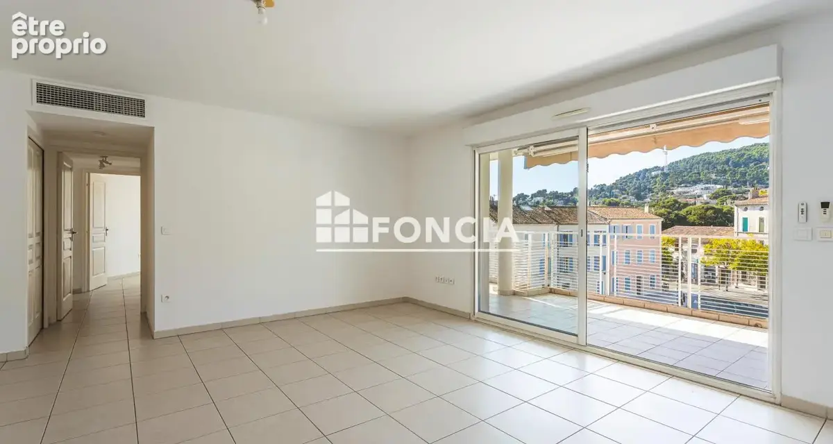 Appartement T3 de 76 m² avec terrasse, cave et stationnement, au cœur de La Valette-du-Var - photo 5