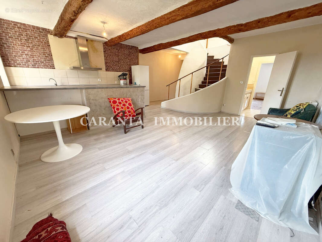 Vente Maison de village 5 pièces plan de la tour avec jardin composée de 2 appartements - photo 4