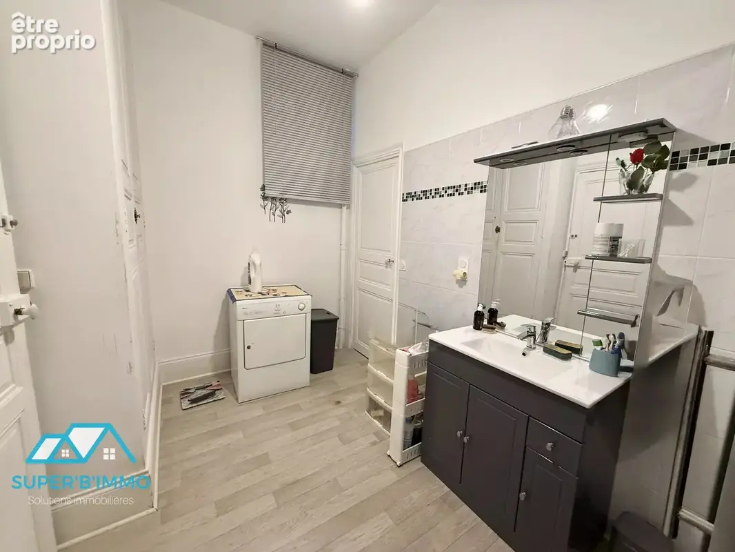 Appartement t4- 112m² - photo 9