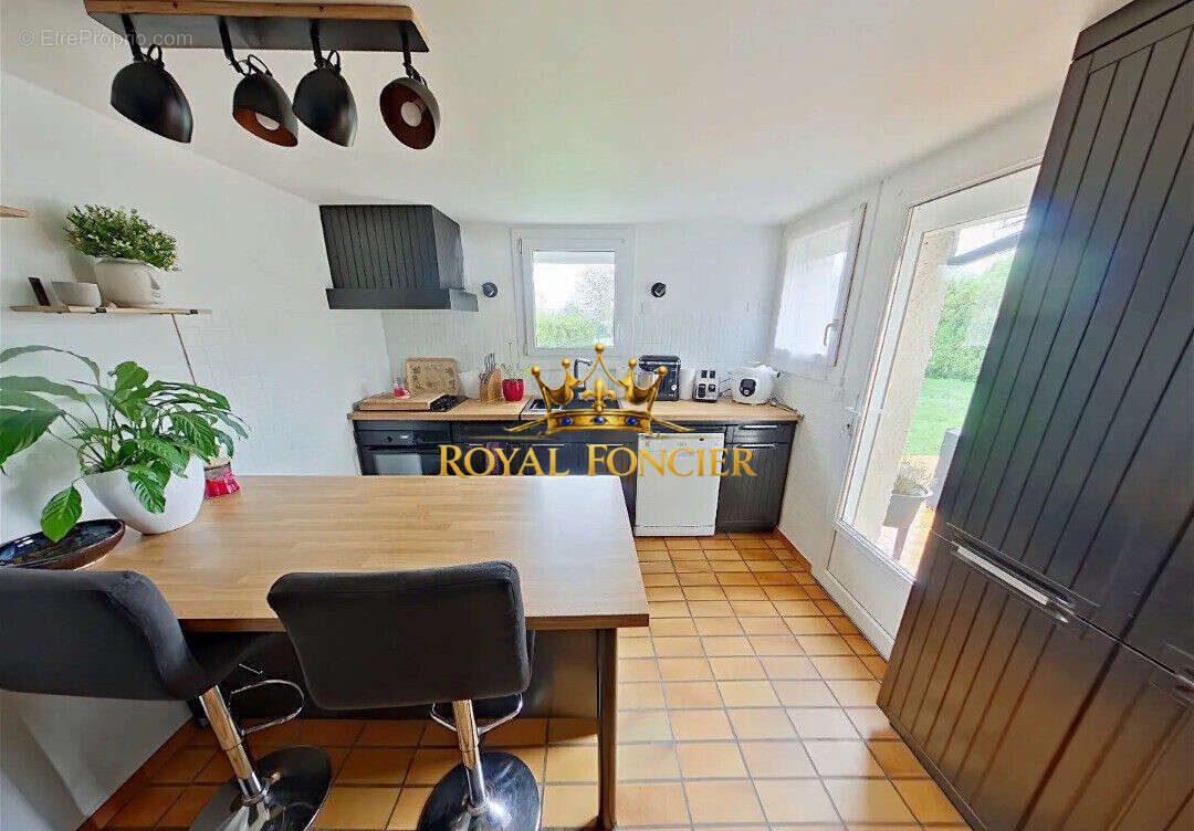 Maison 149 m² à Chatellerault  - photo 6