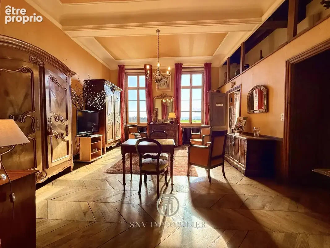 Maison de caractère du XVII ème siècle dans un village pittoresque avec jardin, piscine, atelier... - photo 13