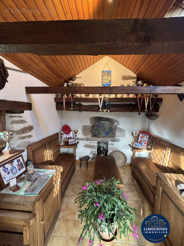 Maison à AURIAC