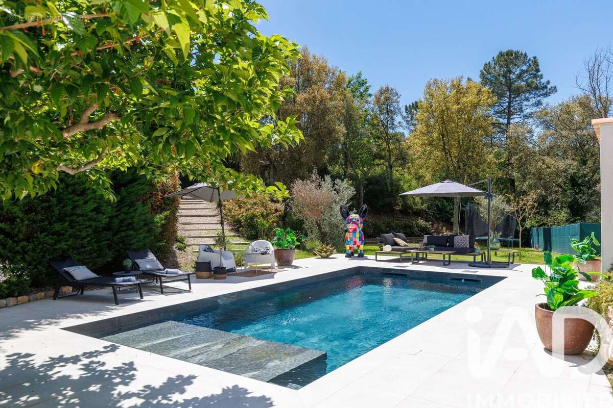 Maison 125 m² à Les Adrets-De-L'esterel  - photo 4