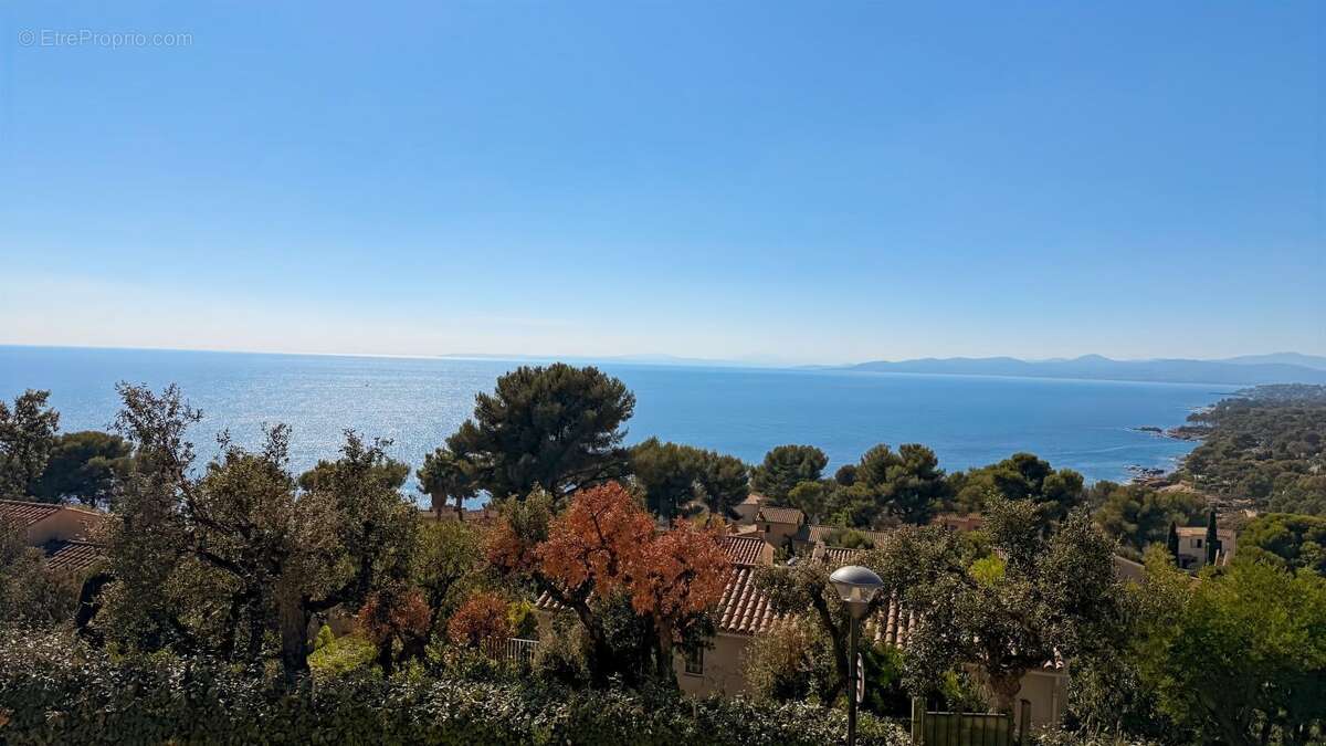 Appartement à SAINT-RAPHAEL