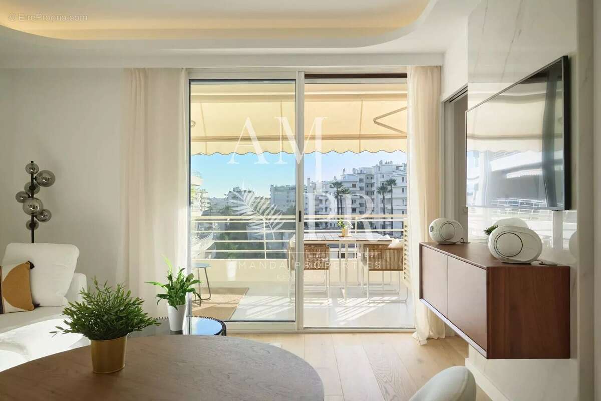 Appartement à CANNES