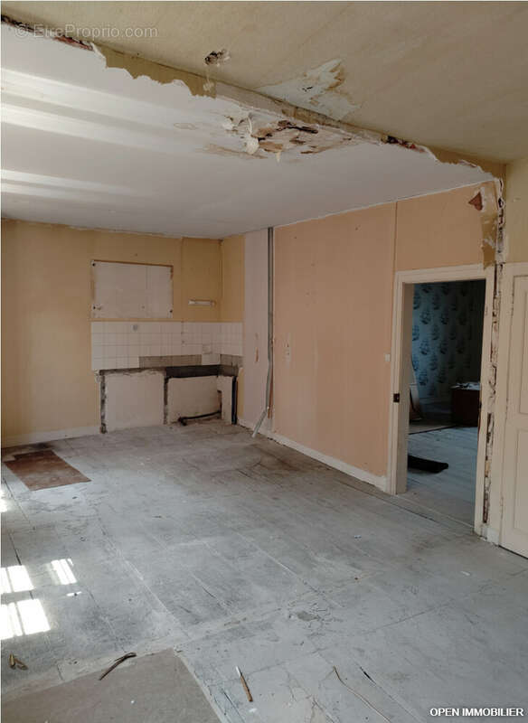 Maison 210 m² à Uzerche  - photo 45