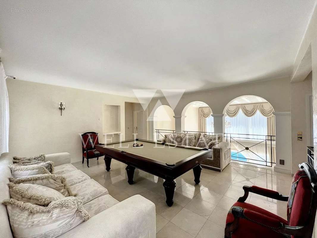 Maison à SAINT-RAPHAEL