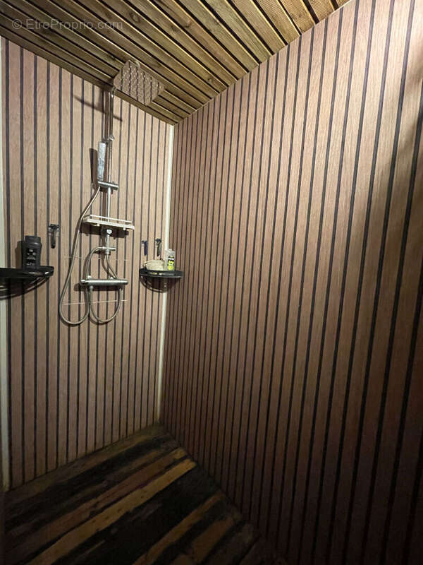 Maison à CHENEVIERES